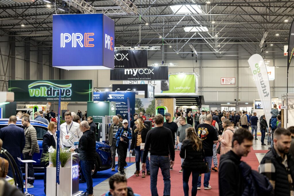 Expozice PRE, Voltdrive a dalších vystavovatelů na veletrhu e-SALON 2025 v PVA EXPO Praha zaměřeném na čistou mobilitu