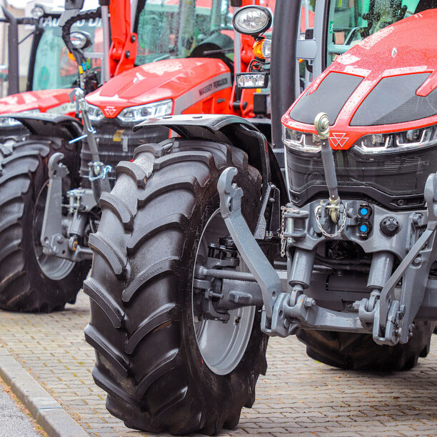Traktory Massey Ferguson na veletrhu Země živitelka 2026 v Českých Budějovicích – moderní zemědělská technika.