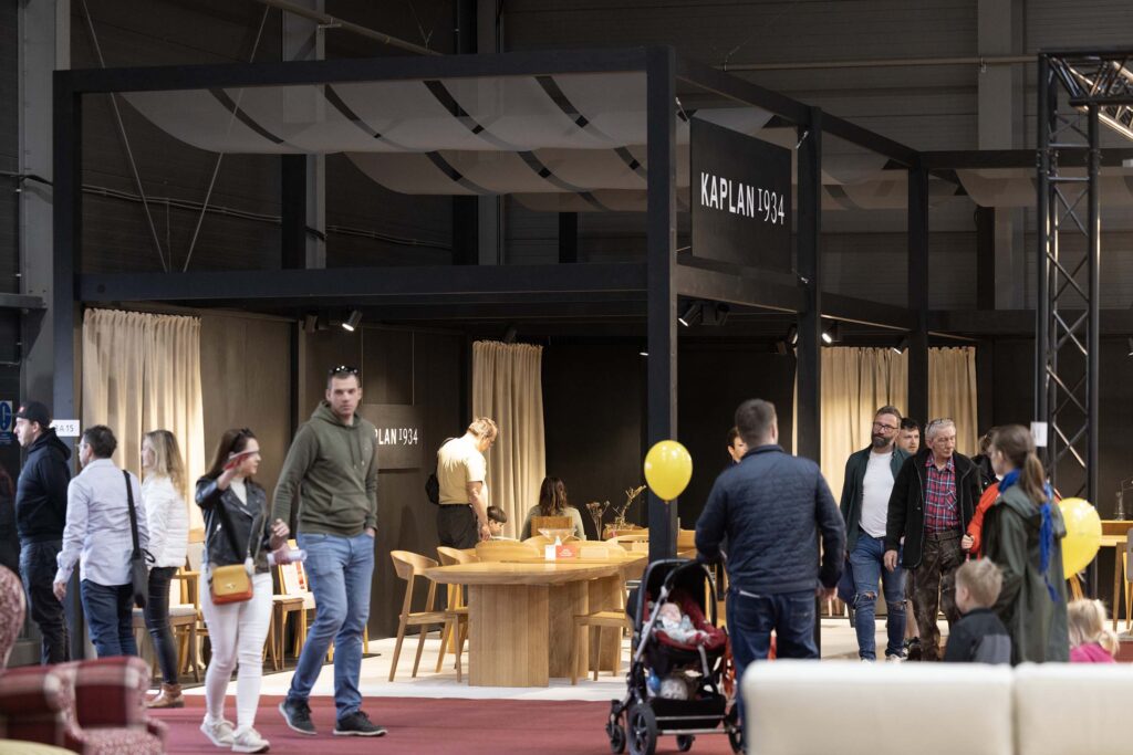 Expozice nábytku na veletrhu FOR INTERIOR & DESIGN 2026 v PVA EXPO Praha