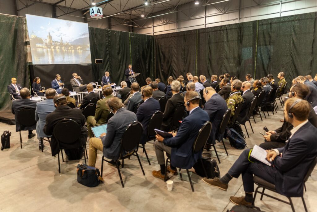 Future Forces Forum konference v Praze