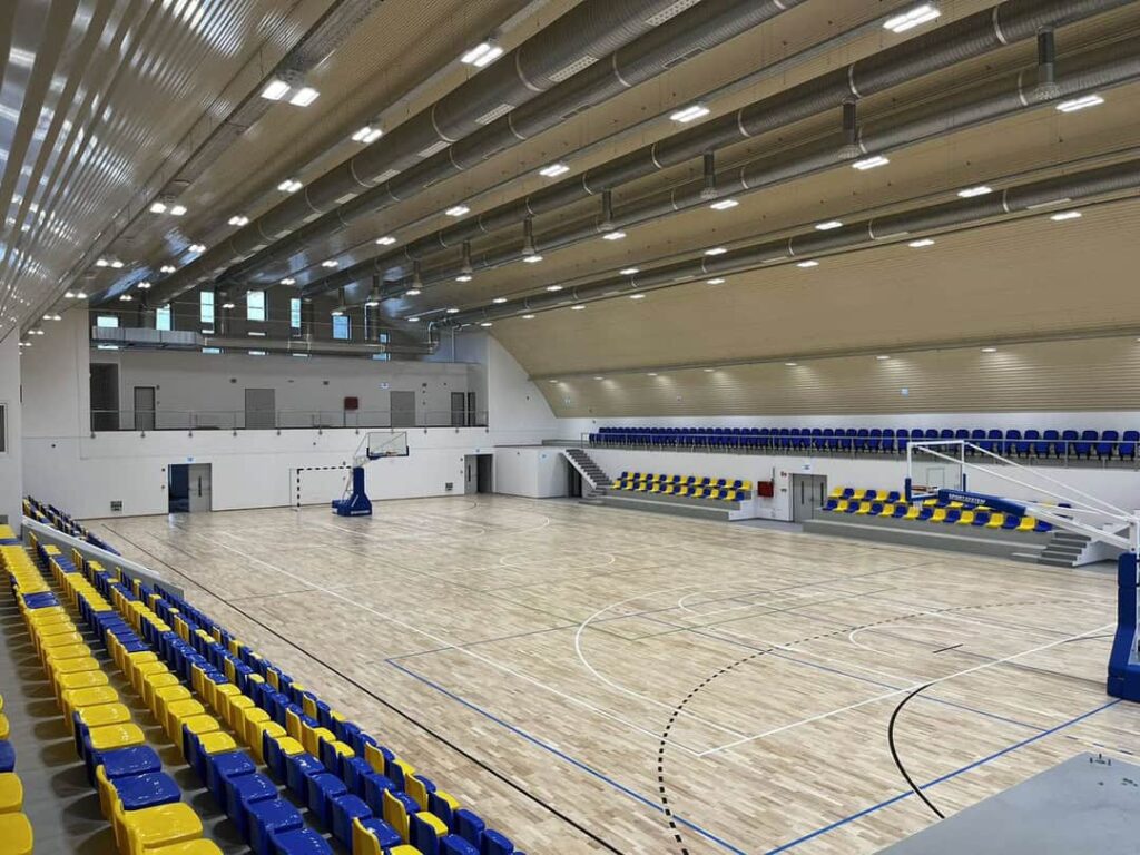 fot sportcsarnok 011
